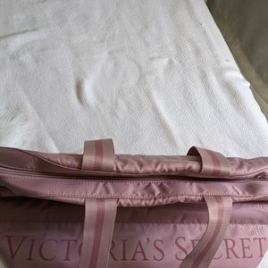 VS duffle bag